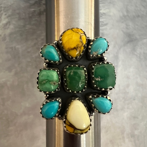❤️ Kingman Honey Dahlia Emerald Valley Turquoise Cluster 925 Navajo Ring Sz8 Adj - Picture 10 of 13